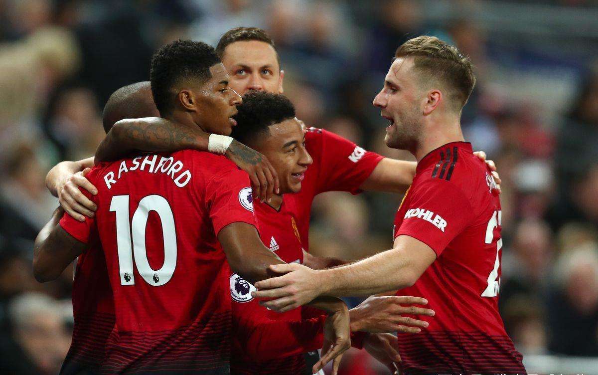 留队与转会 留队与转会