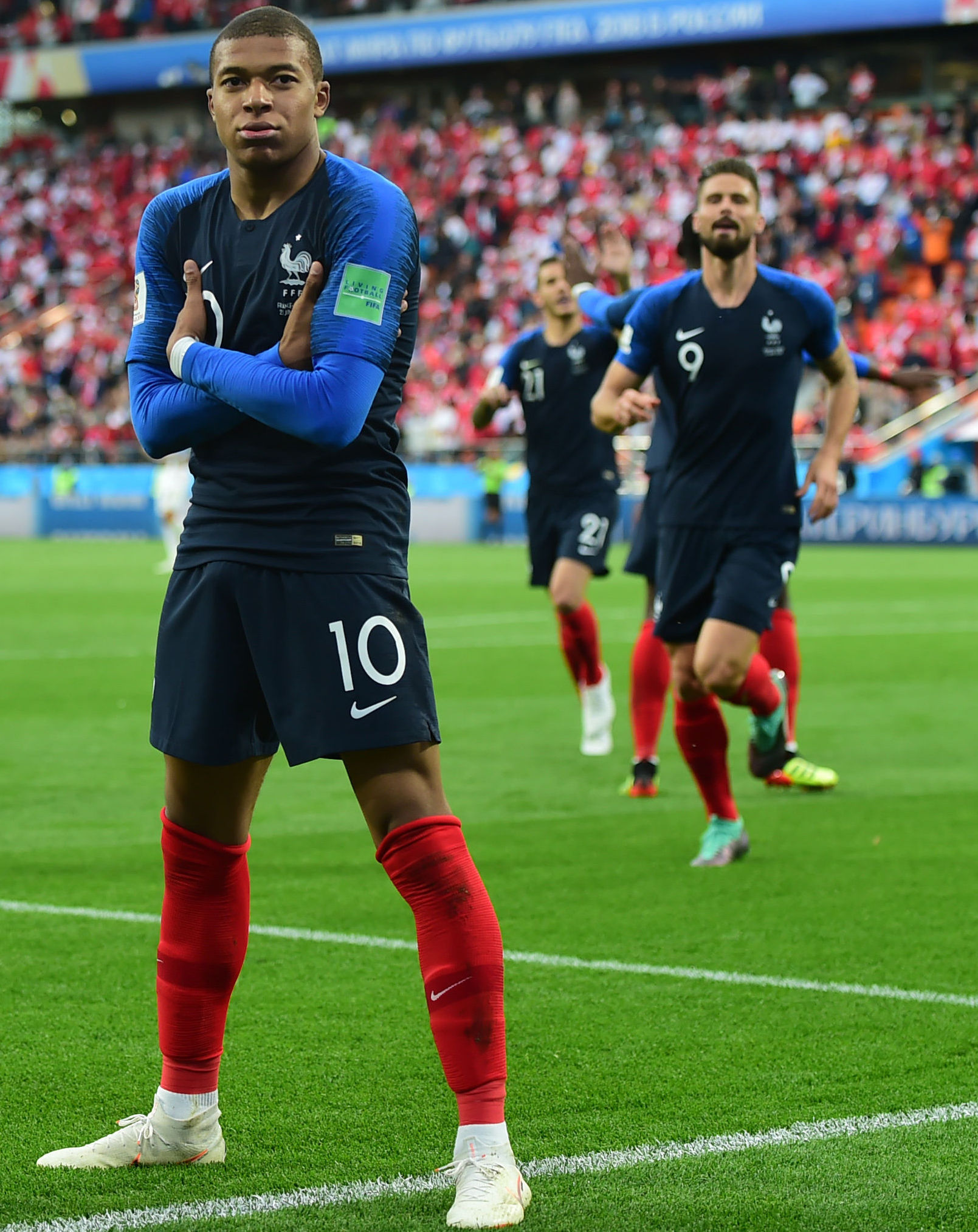 涯充满了传 涯充满了传