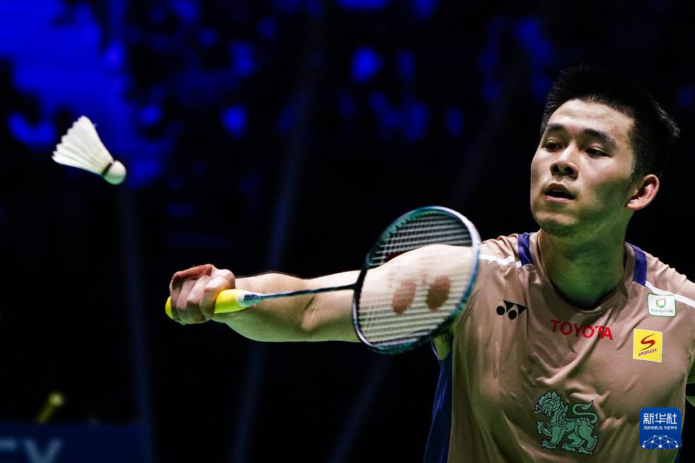 争得荣誉 争得荣誉