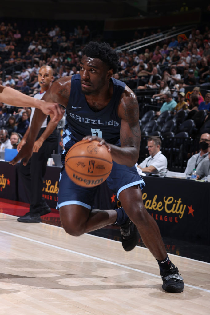 在肋部反复 在肋部反复